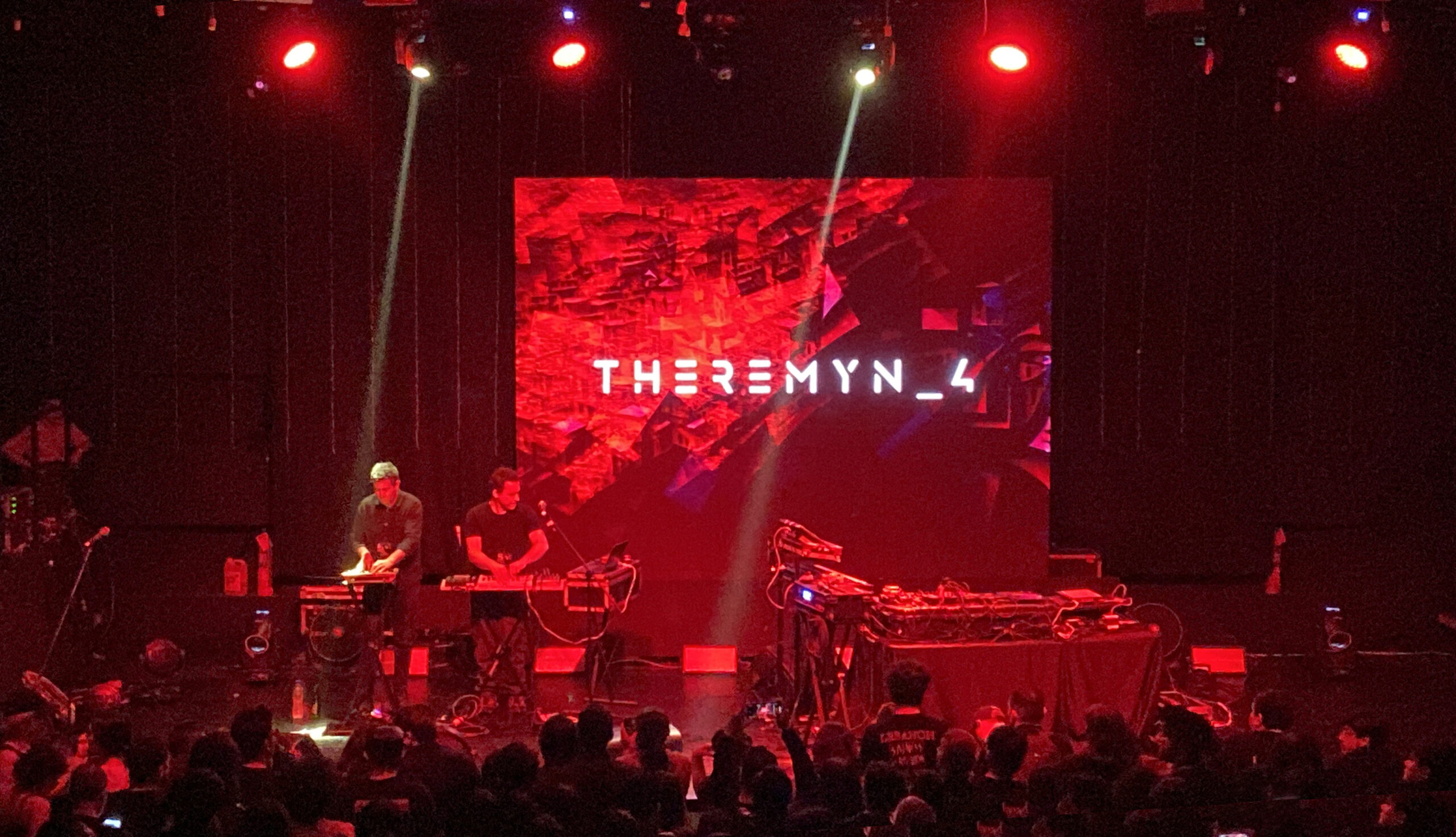 Theremyn_4 captura la tensión del Drum & Bass en su nuevo sencillo ‘El Escapista’